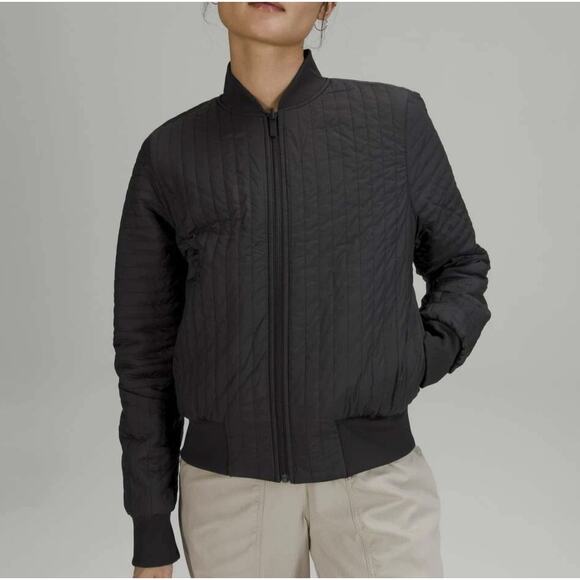 Lululemon Reversible Non Stop Cotton Bomber Jacket Womens Size 8 Black W4BSQS - Picture 1 of 16